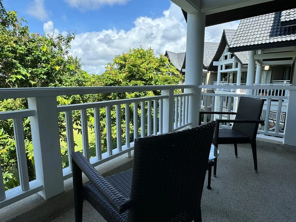 Allamanda 3, 6