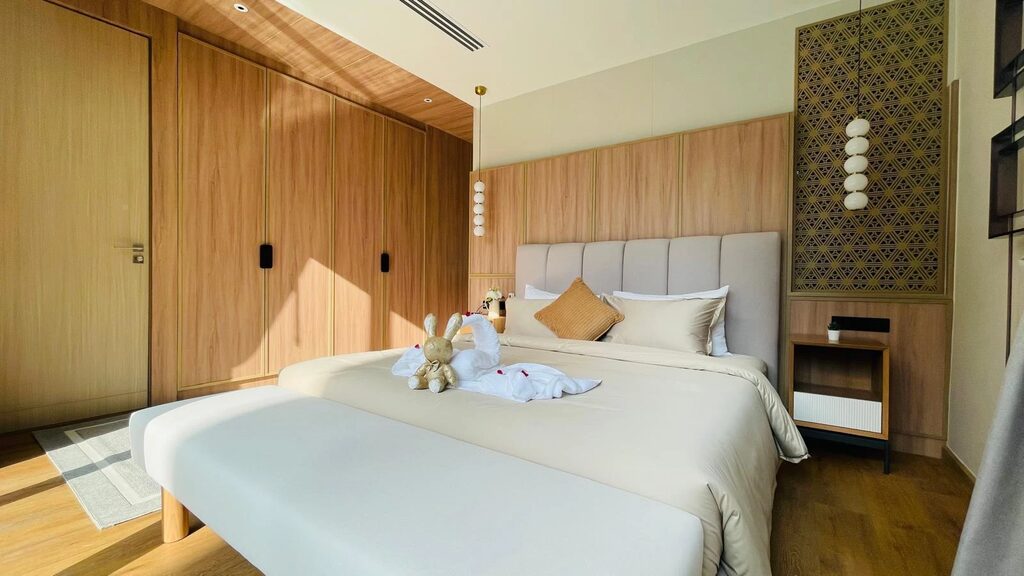 Erawana Grand, 3