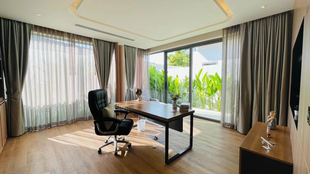 Erawana Grand, 14