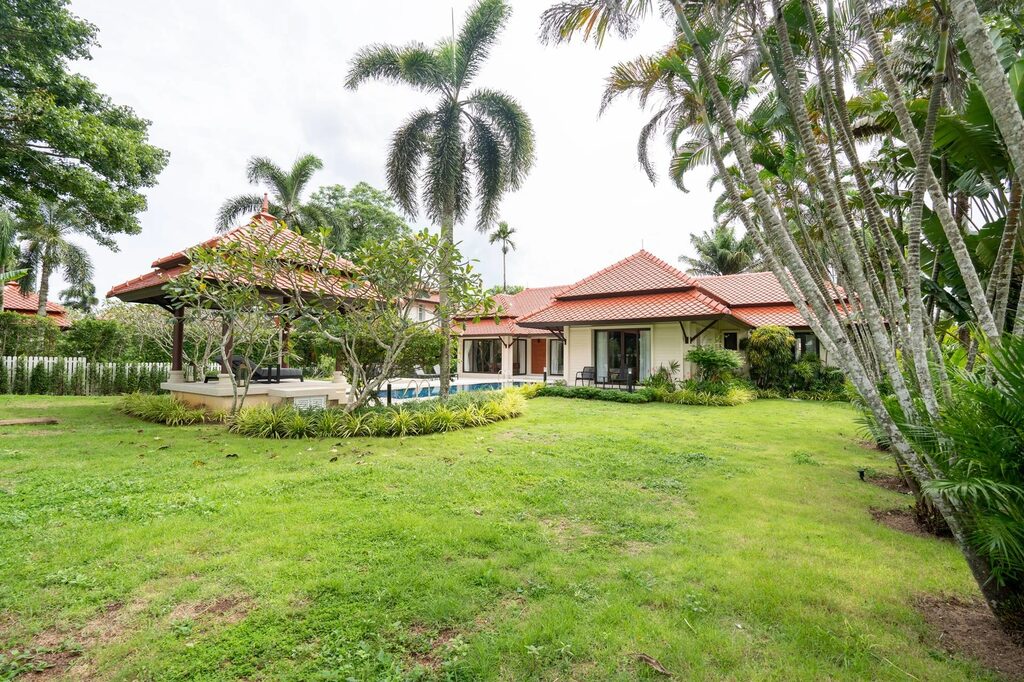 Laguna Homes 57/12, 13