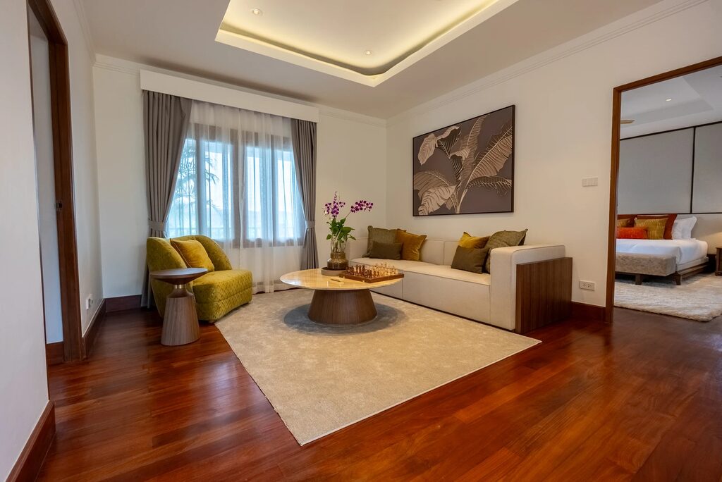 Lakewood Villa 1, 5