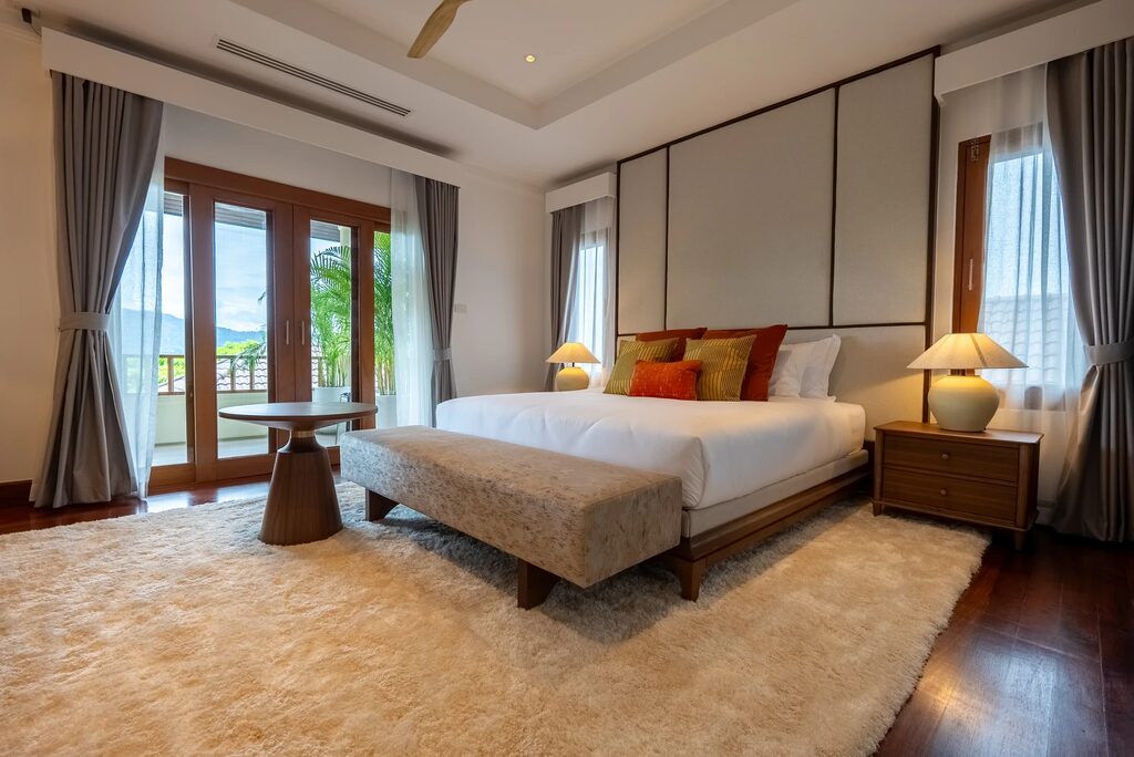 Lakewood Villa 1, 7