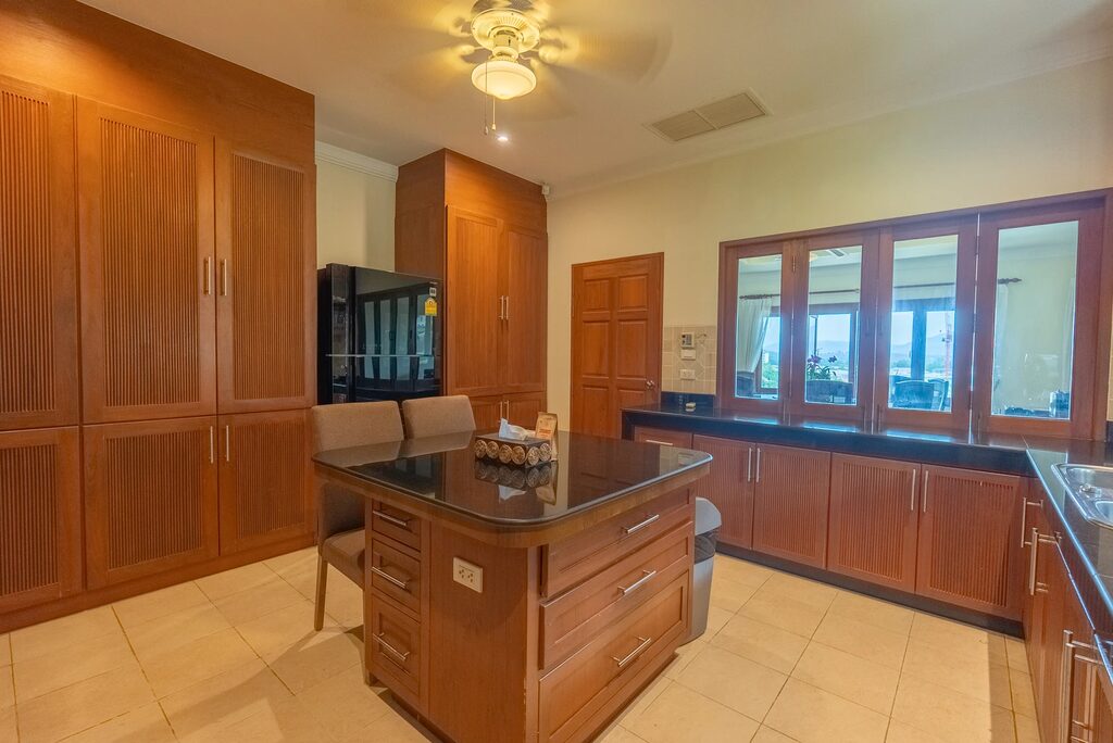 Lakewood Villa 5, 4